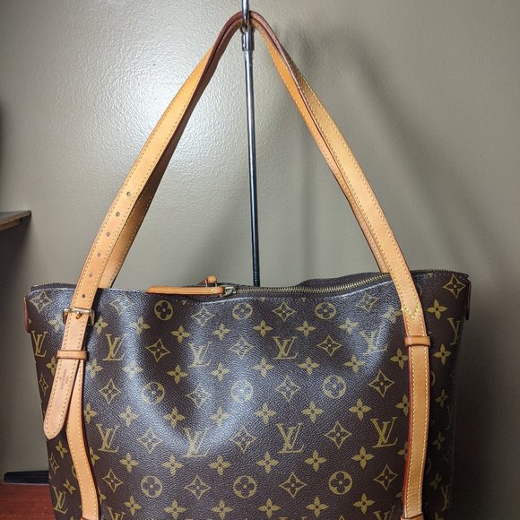 Auth Louis Vuitton Tuileries Monogram totes - Picture 2 of 10
